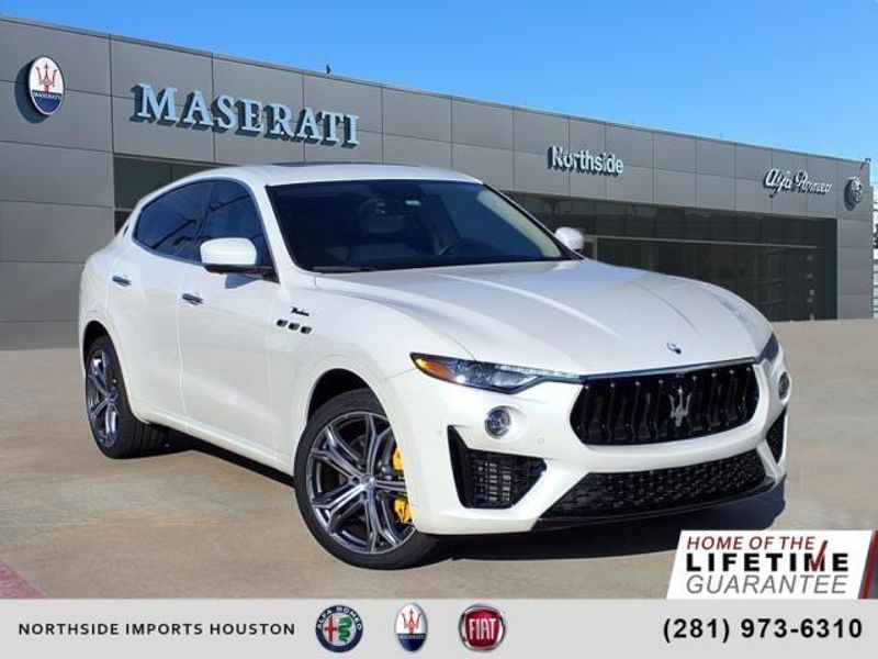 2022 Maserati Levante ModenaImage 1