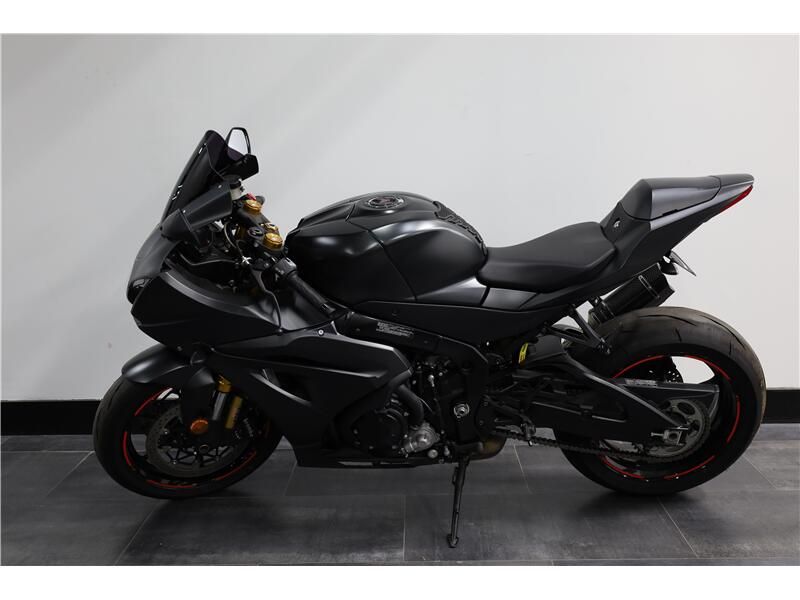 Used 2022 Suzuki GSXR1000R Image 8