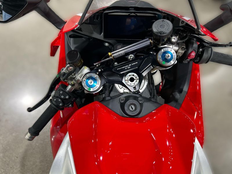 New 2026 Ducati PANIGALE V4 R Image 26