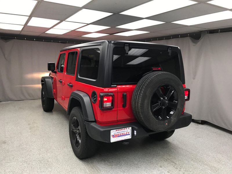 Used 2021 Jeep Wrangler Unlimited Sport AltitudeImage 17