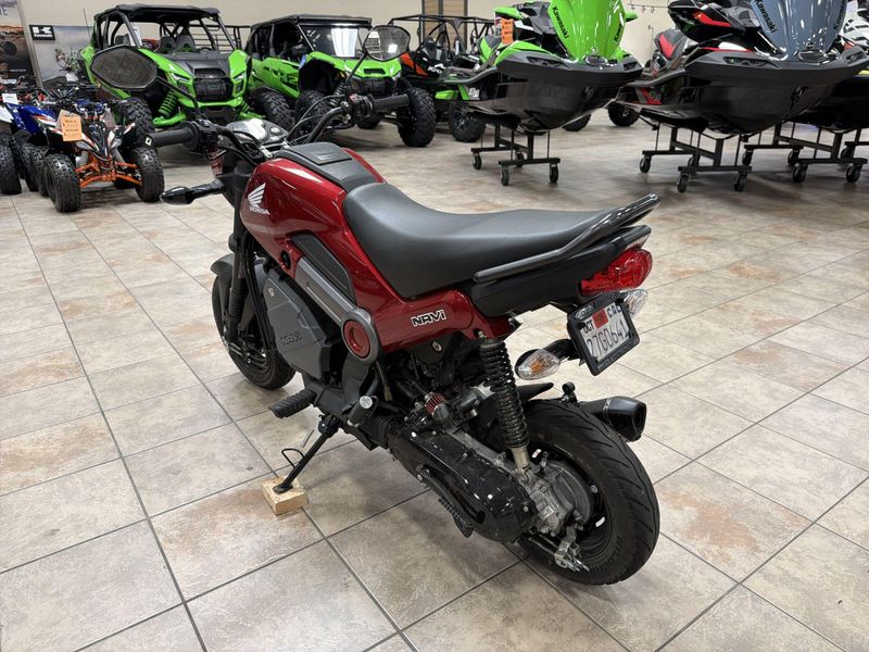 Used 2025 Honda Navi Image 16