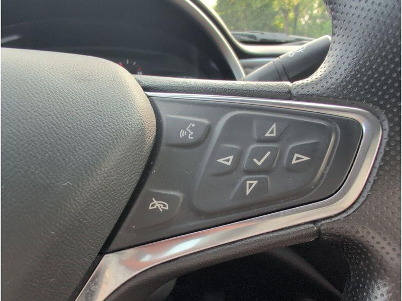 2023 Chevrolet Malibu LTImage 23
