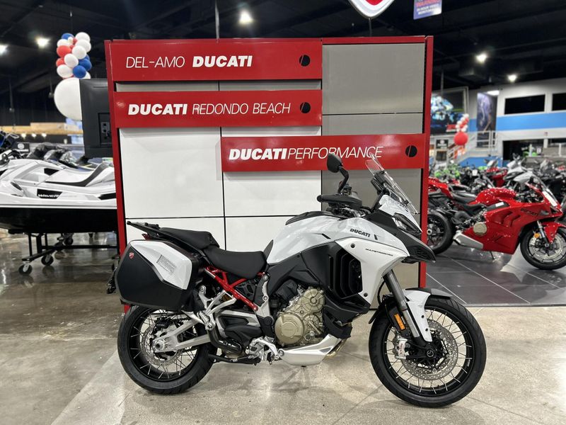 2024 Ducati MULTISTRADA V4 S TRAVEL & RADAR SPOKED WHEELS - DEMO Image 23