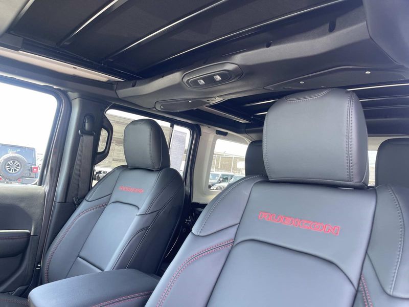 New 2026 Jeep Wrangler 4-door Rubicon X