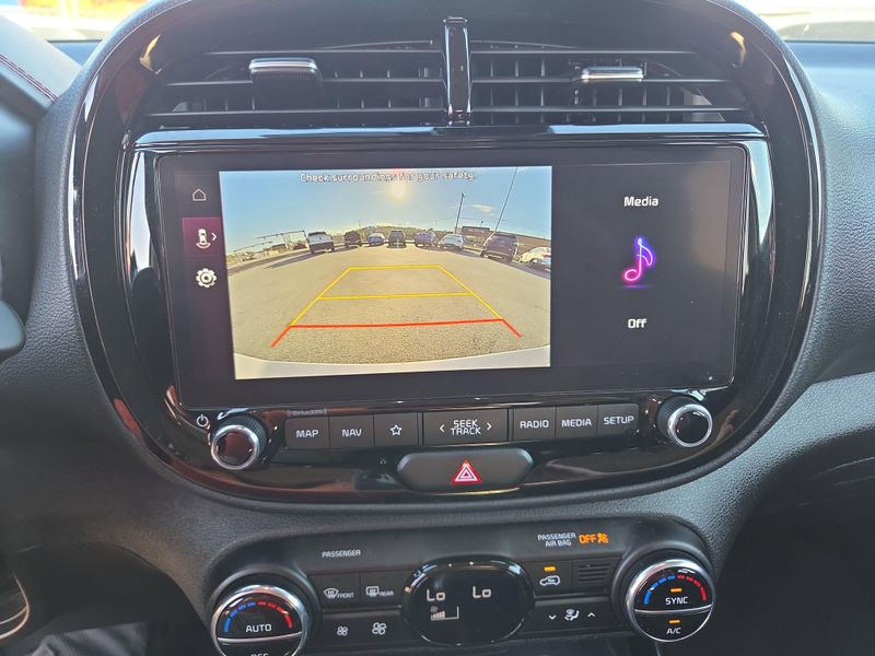 2023 Kia Soul GT-Line photo 25