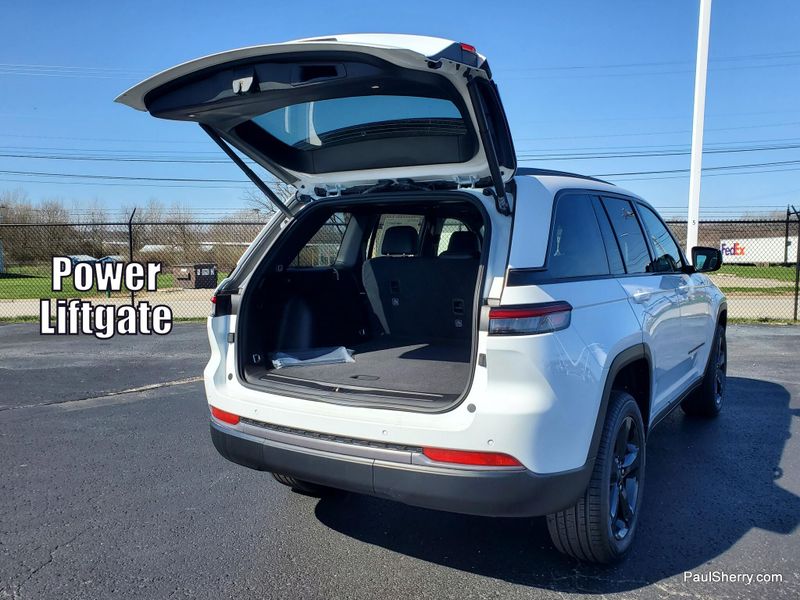 New 2026 Jeep Grand Cherokee Limited 4x4