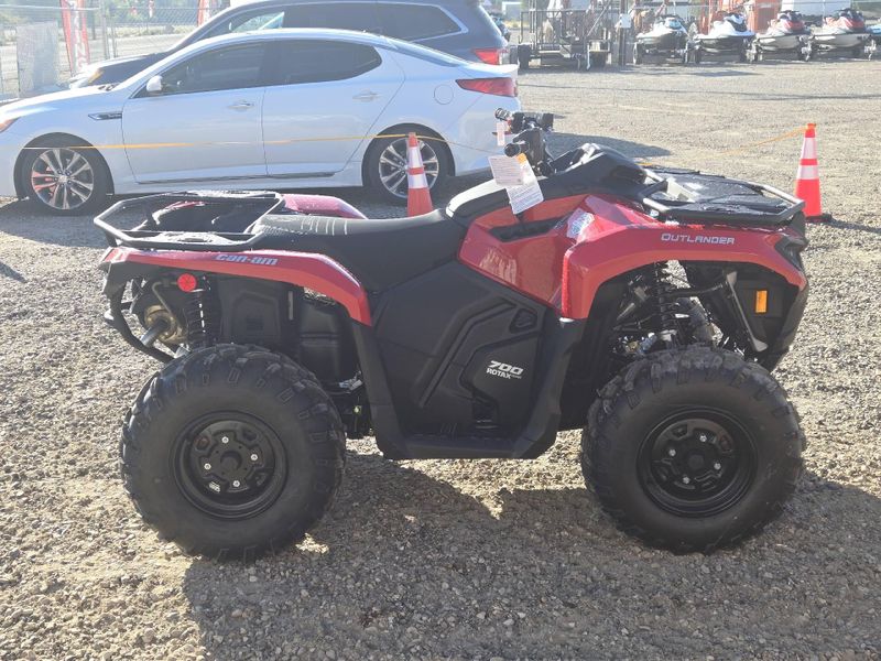 New 2026 Can-Am OUTLANDER DPS 700 