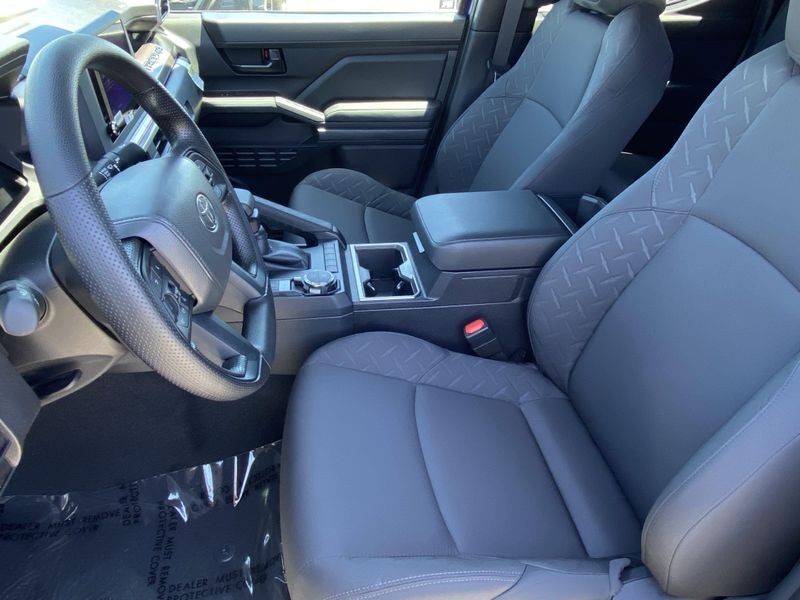 New 2025 Toyota Tacoma SR5Image 14