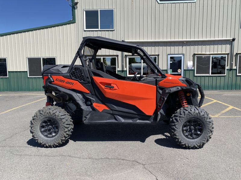 Used 2022 Can-Am MAVERICK SPORT 1000 Image 2