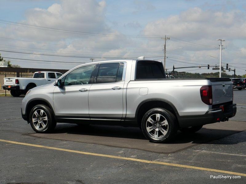 2017 Honda Ridgeline RTL-E photo 11