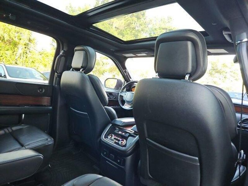 2018 Lincoln Navigator Select