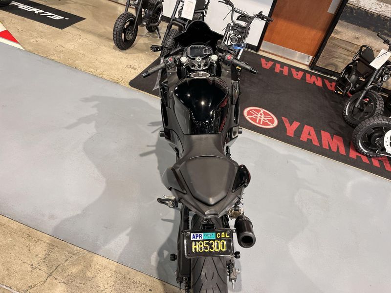 Used 2025 Kawasaki NINJA 500 Image 24