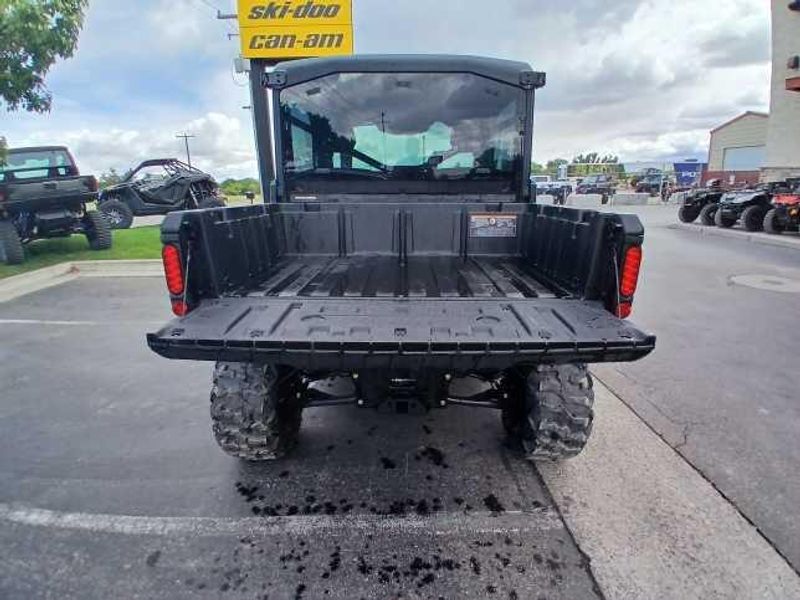 2025 Can-Am DEFENDER DPSCAB HD9 