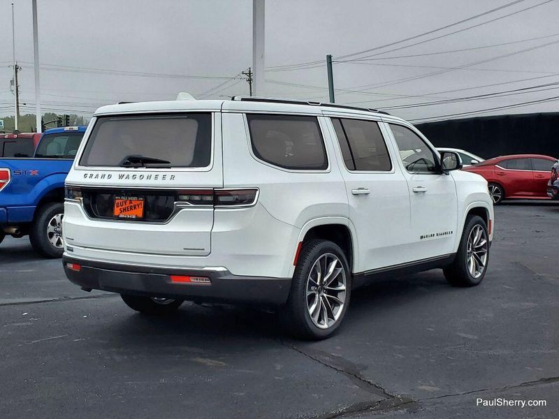 2022 Grand Wagoneer Wagoneer Series IIIImage 13