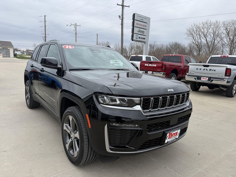 New 2026 Jeep Grand Cherokee Limited 4x4Image 44
