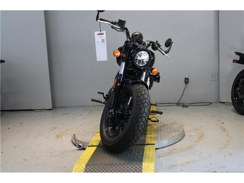 Used 2025 Indian Motorcycle SCOUT BOBBER Image 2