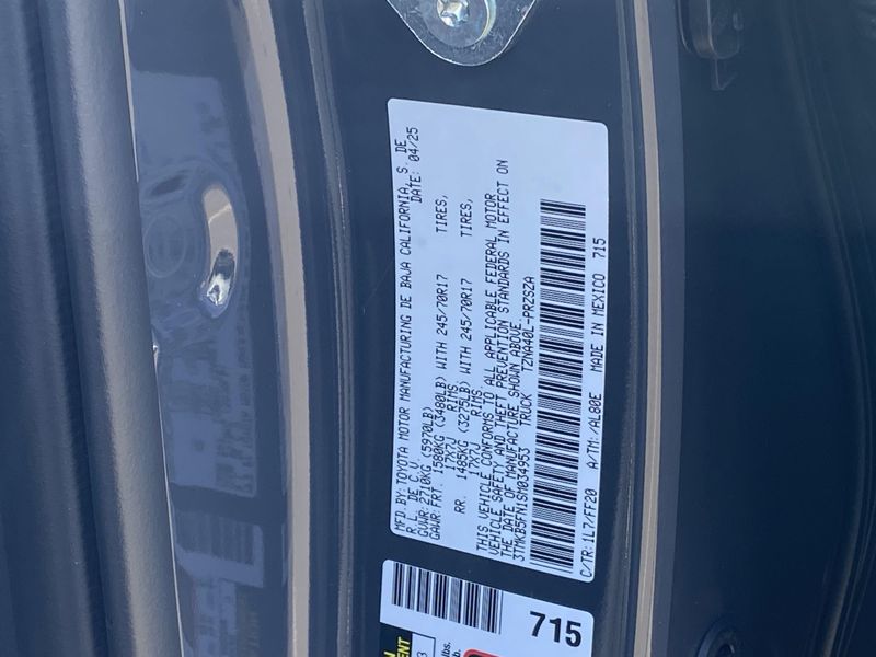 2025 Toyota Tacoma SR5Image 20