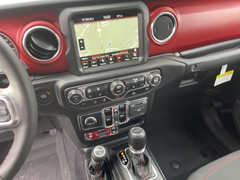 2023 Jeep Gladiator Rubicon 4x4Image 18