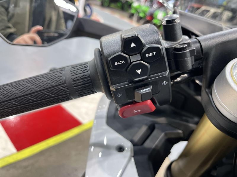 New 2026 CFMOTO 450SS Image 11