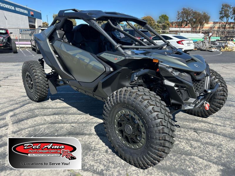 New 2026 Can-Am MAVERICK R X RC WITH SMART-SHOX 999T DCT 