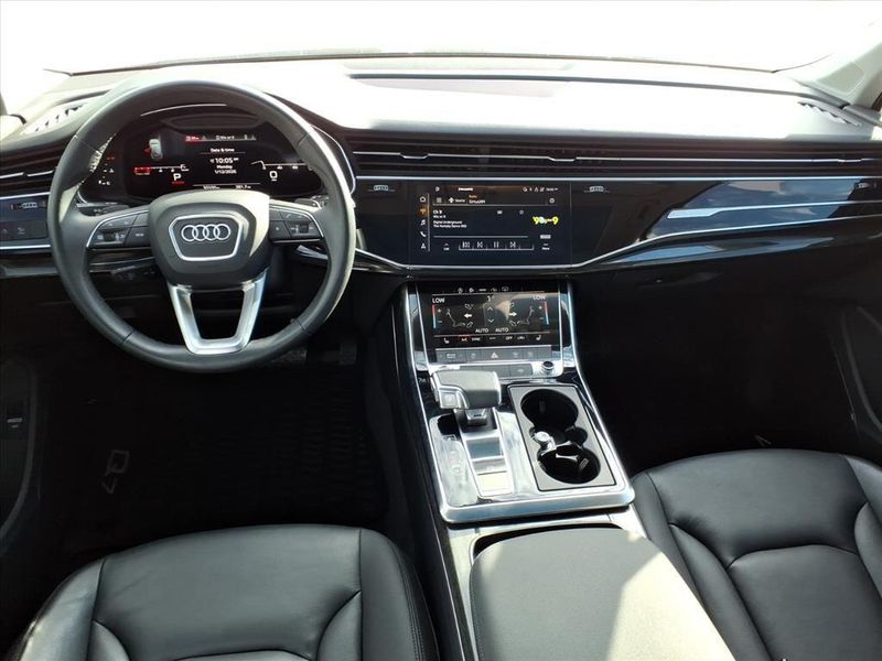 Used 2022 Audi Q7 55 Premium PlusImage 13
