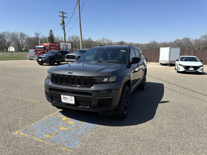 2024 Jeep Grand Cherokee L LimitedImage 4