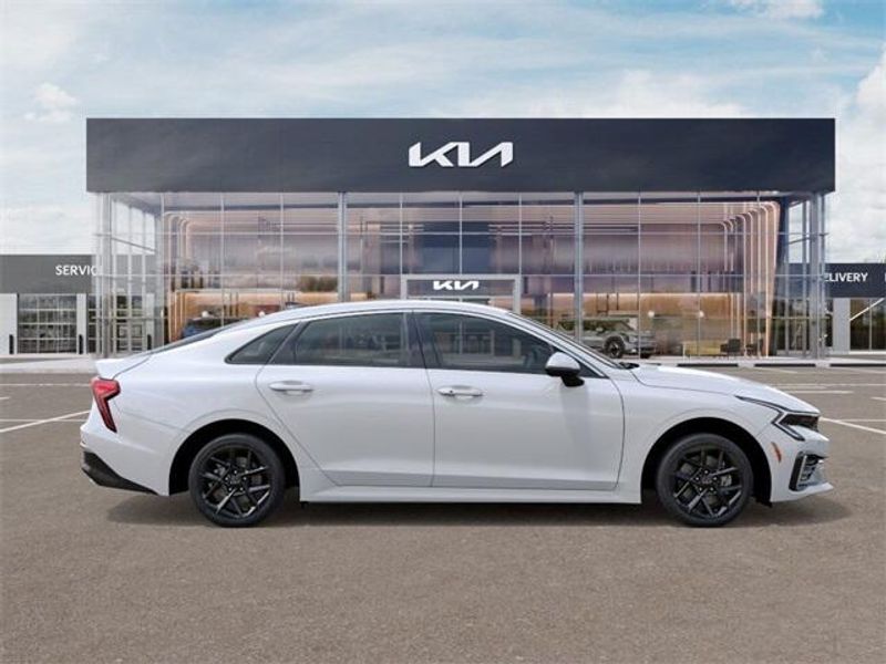 New 2026 Kia K5 LXSImage 7