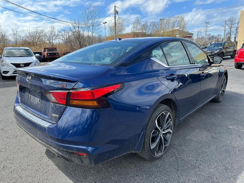 2023 Nissan Altima 2.5 SRImage 12