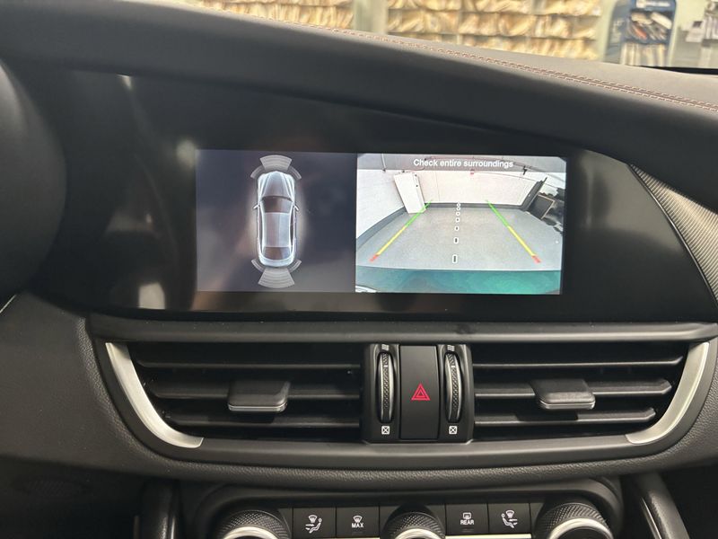New 2025 Alfa Romeo Giulia Intensa AwdImage 20