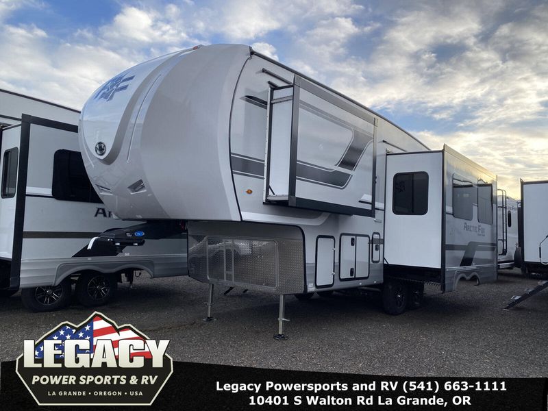 New 2025 ARCTIC FOX 27-5L Image 1