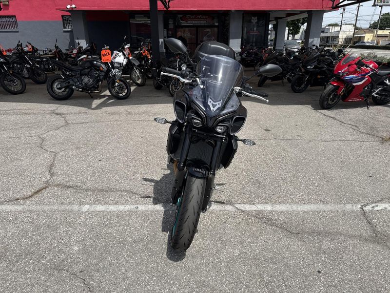 Used 2024 Yamaha MT-10 Image 11