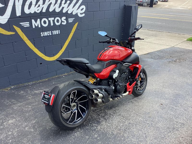 2023 Ducati Diavel V4 
