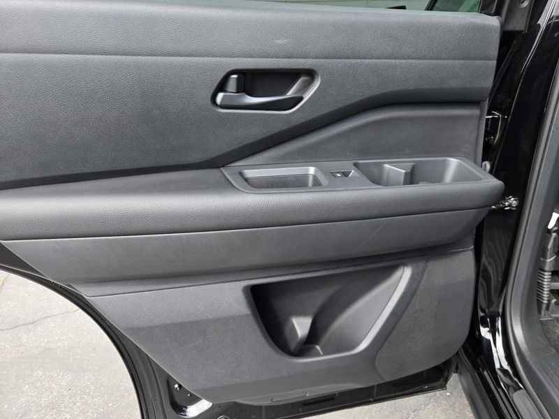 Used 2026 Nissan Pathfinder SV 2WD