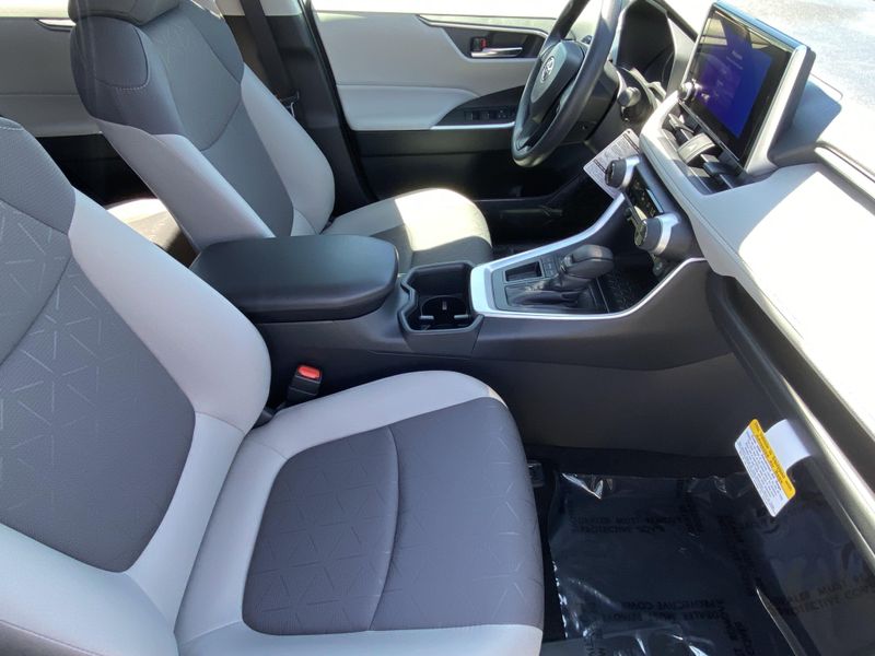 New 2025 Toyota RAV4 XLEImage 10
