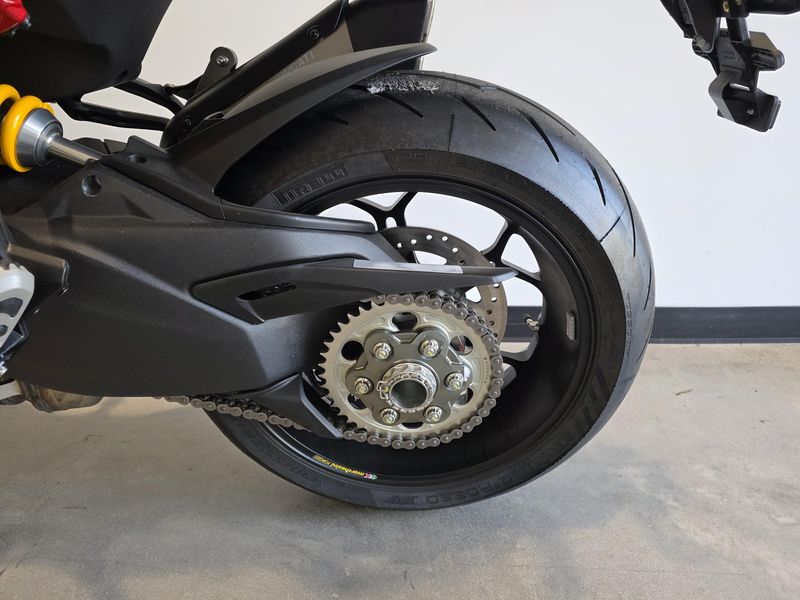 New 2025 Ducati Multistrada V4 Pikes Peak 