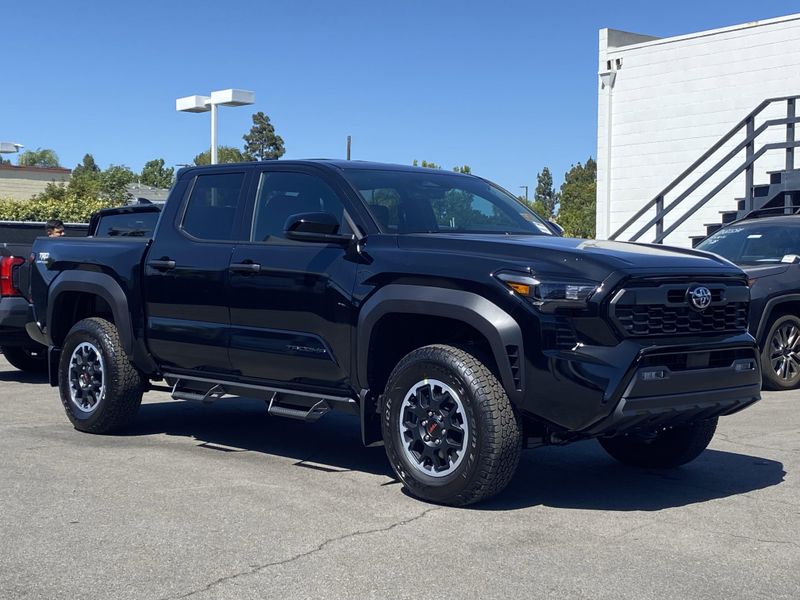 New 2025 Toyota Tacoma TRD Off RoadImage 2