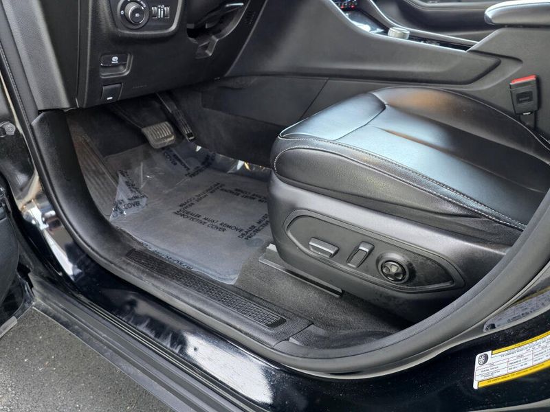 Used 2023 Jeep Grand Cherokee Limited