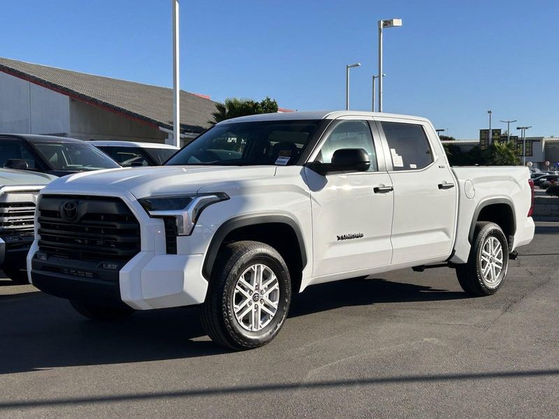 2024 Toyota Tundra SR5Image 7