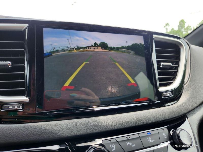 New 2025 Chrysler Voyager LxImage 37
