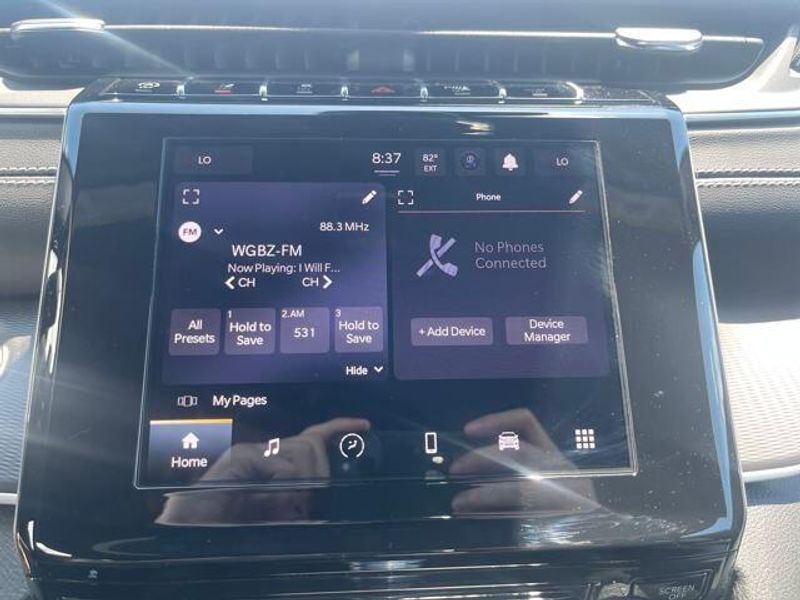 2025 Jeep Grand Cherokee Laredo X 4x4