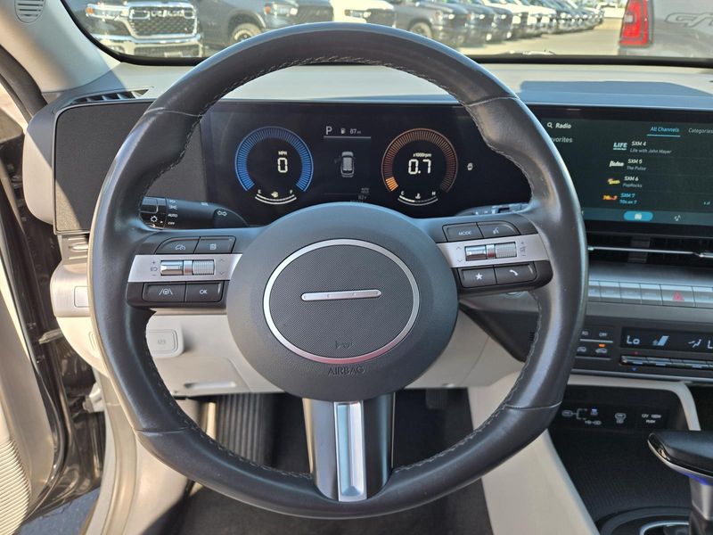Used 2024 Hyundai Kona SEL FWD