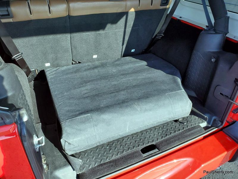 Used 2016 Jeep Wrangler Unlimited Sahara