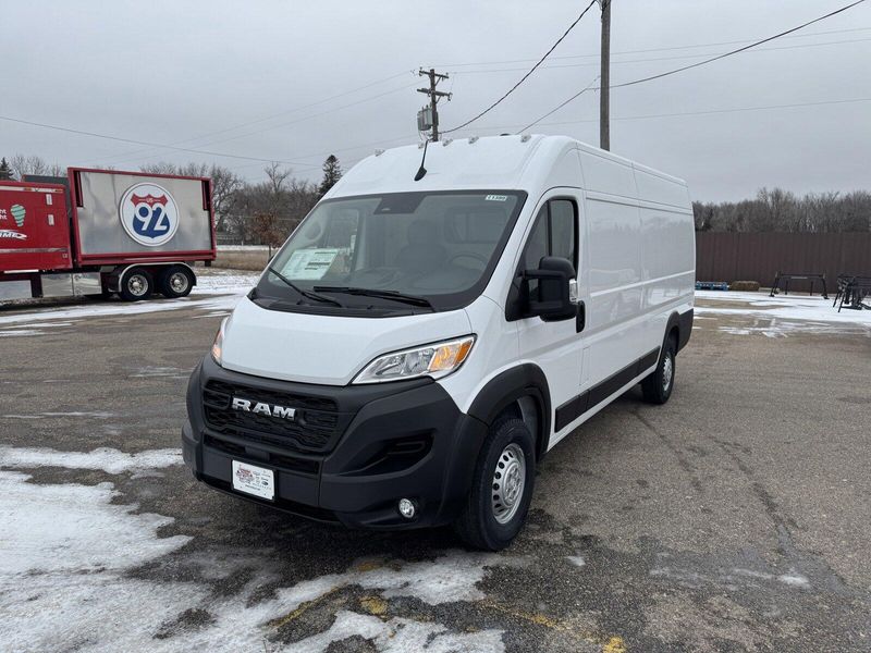 2025 RAM ProMaster Cargo Van TradesmanImage 4