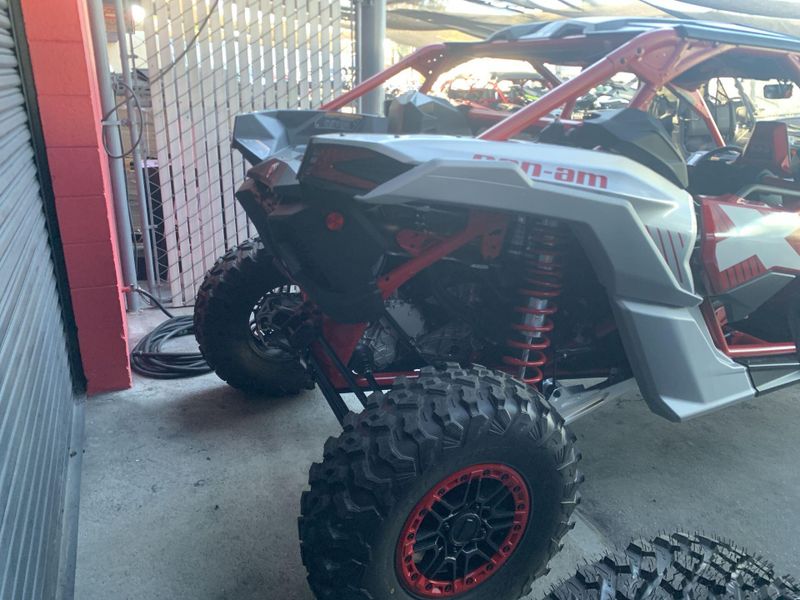 New 2025 Can-Am MAVERICK X3 MAX X RS TURBO RR Image 16