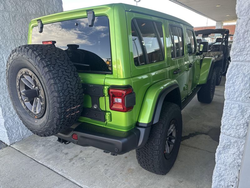 New 2025 Jeep Wrangler 4-door Rubicon 392Image 8