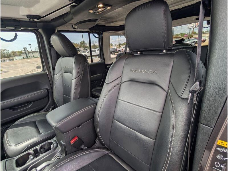 2021 Jeep Wrangler 4xE Unlimited SaharaImage 15