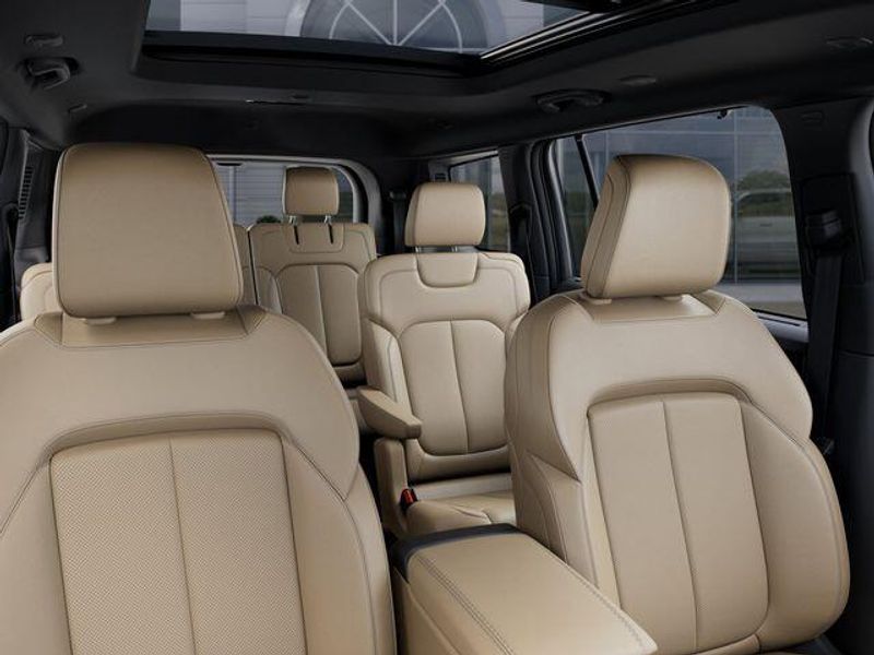 New 2026 Jeep Grand Cherokee L Limited 4x4Image 26