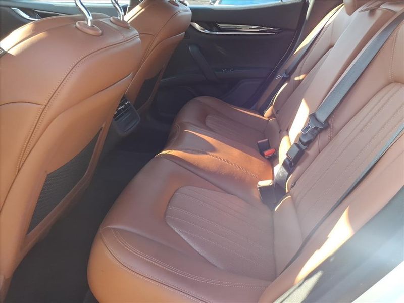 Used 2022 Maserati Ghibli Modena Q4Image 17