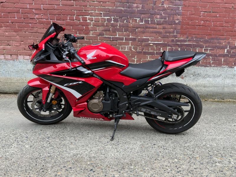 2022 Honda CBR500RA