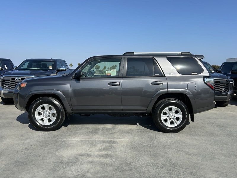 2023 Toyota 4Runner SR5Image 7